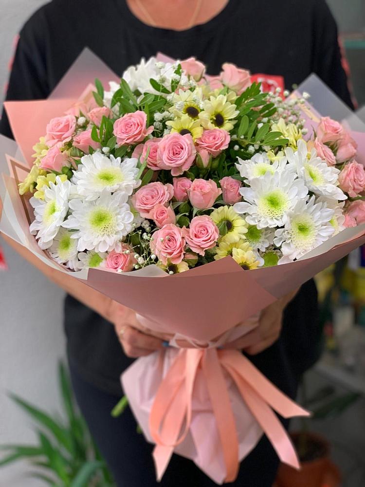 Букет цветов из: Розы и Хризантемы в Красногвардейский