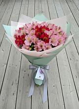 Букет цветов из:  Альстромерии в Красногвардейский