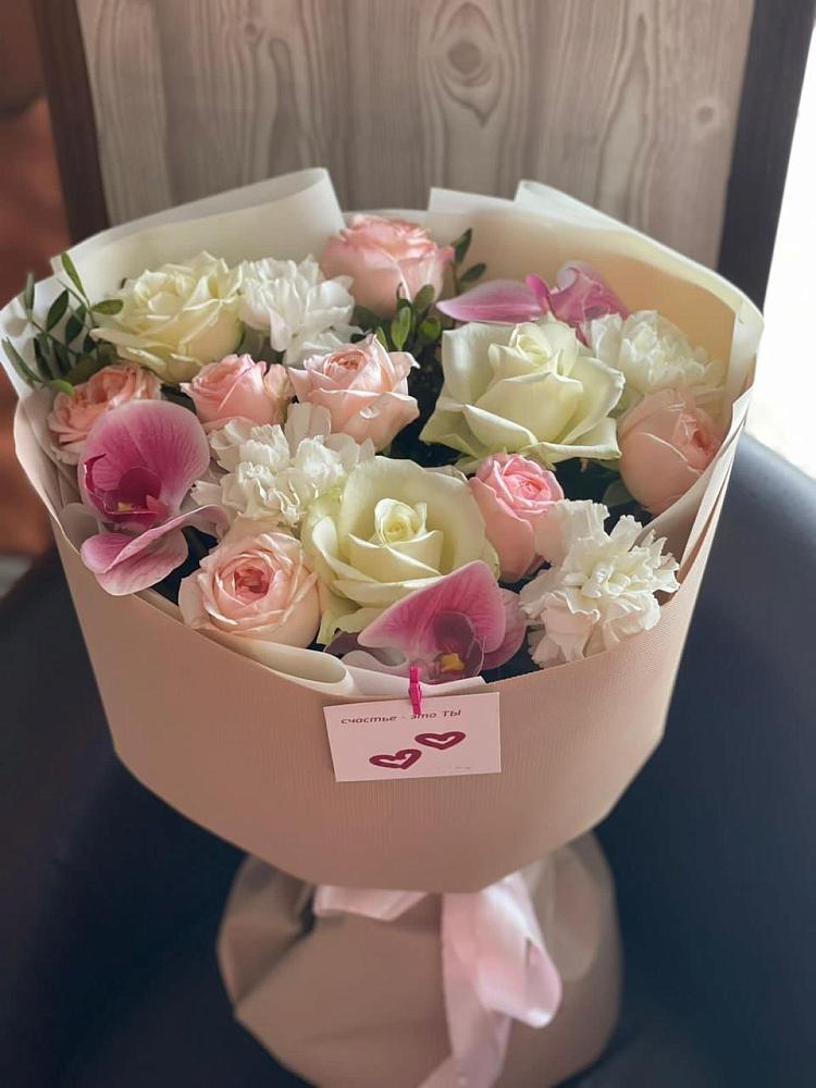 Букет цветов из: Орхидеи, Розы и Гвоздики в Красногвардейский