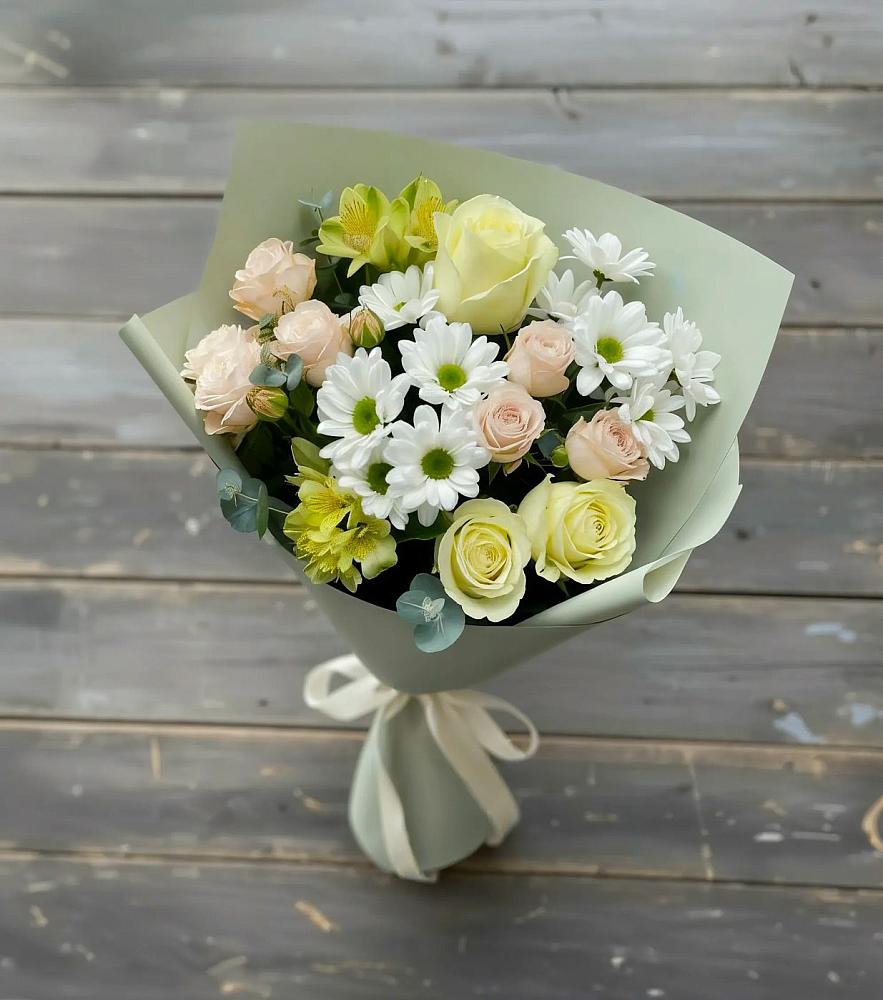 Букет цветов из: Альстромерии, Розы и Хризантемы в Красногвардейский