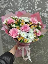 Букет цветов из:  Гвоздики, Орхидеи и Розы #REPLACE_PRED# Красногвардейский