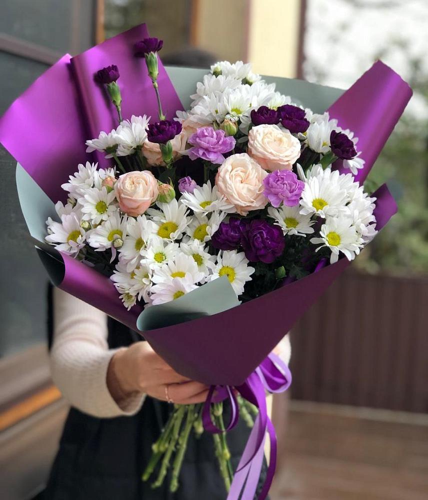 Букет цветов из: Хризантемы, Гвоздики и Розы в Красногвардейский