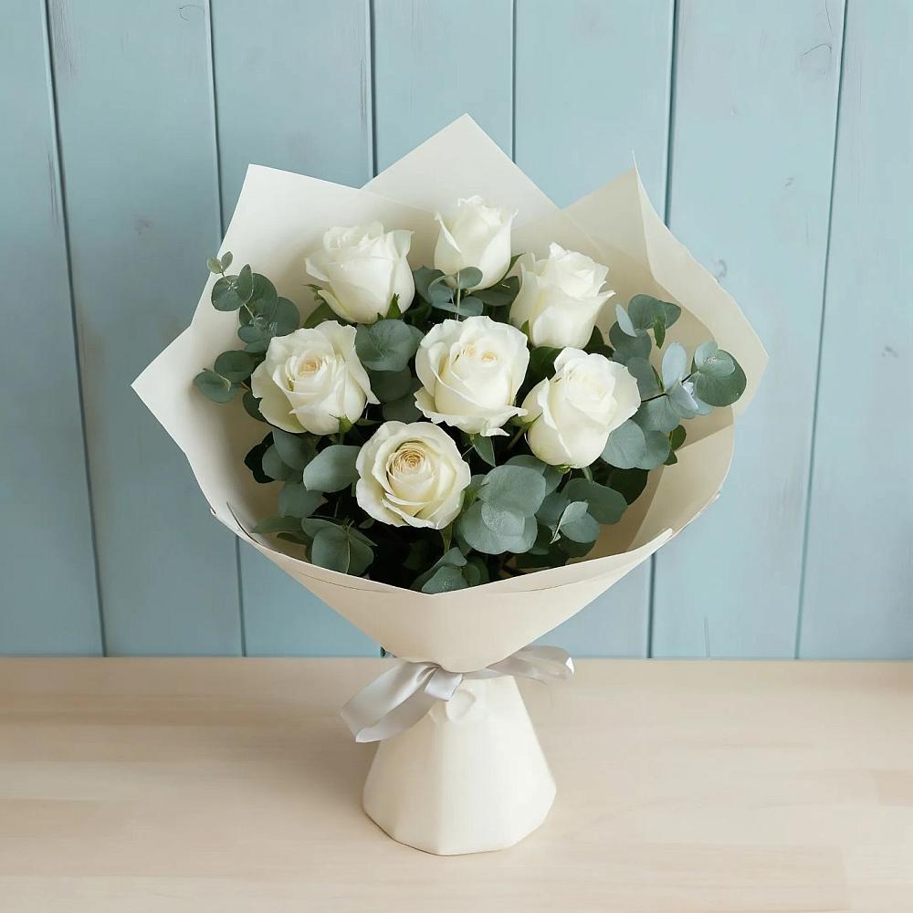 Букет Белые розы в Эвкалипте в Красногвардейский