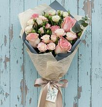 Букет цветов из:  Розы в Красногвардейский