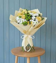 Букет цветов из:  Хризантемы и Розы в Красногвардейский