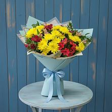 Букет цветов из:  Альстромерии и Хризантемы в Красногвардейский