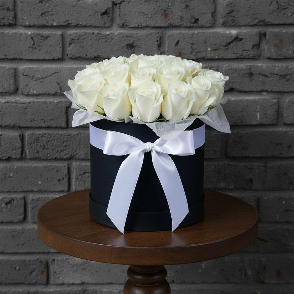 Цветочная композиция из Розы в шляпной коробке в Красногвардейский