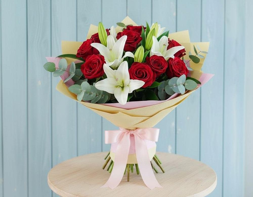 Букет цветов из: Лилии и Розы в Красногвардейский